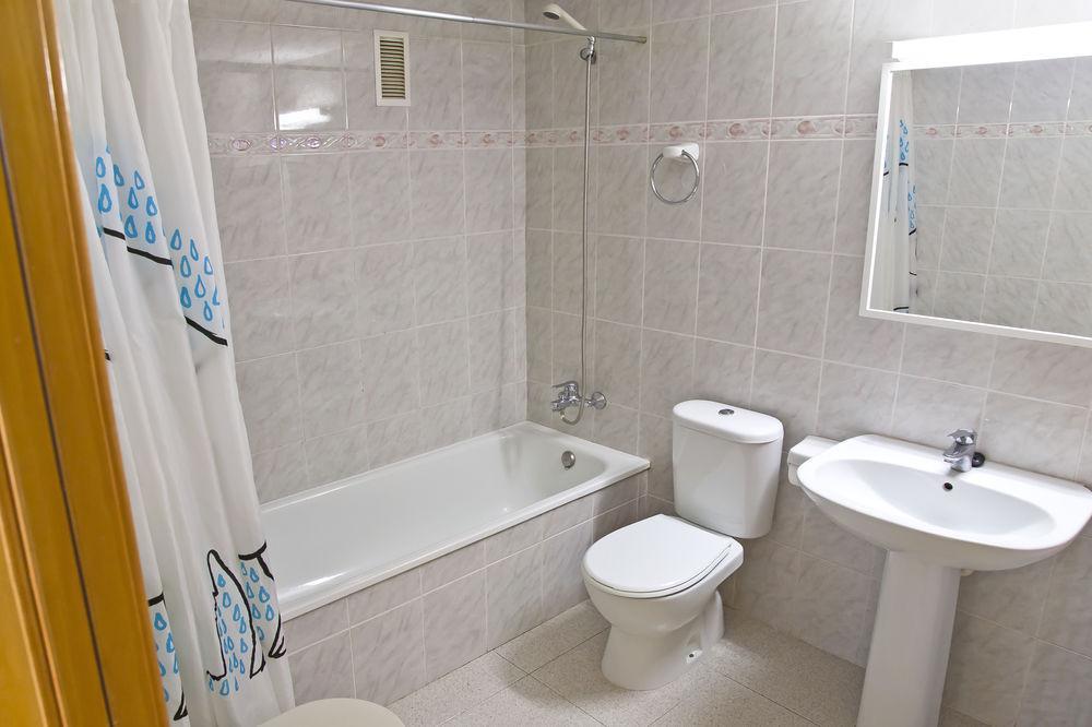 RVHotels Apartamentos Ses Illes Blanes Exterior foto